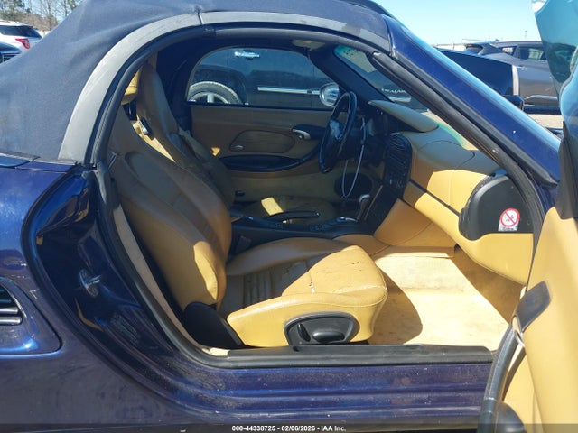 2001 PORSCHE BOXSTER WP0CA29821U625511 Photo 4
