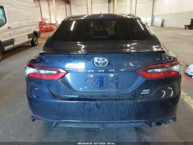 4T1G11BK2MU027470 Toyota Camry Se Awd