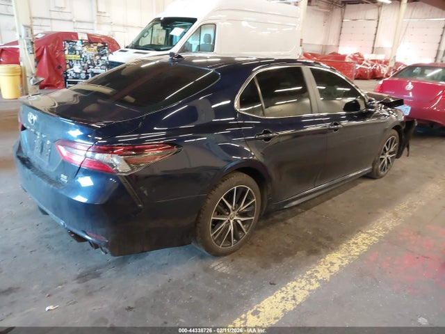 4T1G11BK2MU027470 Toyota Camry Se Awd