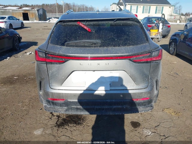 44338742 :رقم المزاد ، 2T2GGCEZ8NC015499 vin ، 2022 Lexus Nx 350 Premium مزاد بيع