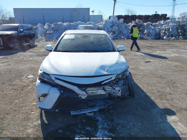44338754 :رقم المزاد ، 4T1B11HK9KU792805 vin ، 2019 Toyota Camry Se مزاد بيع
