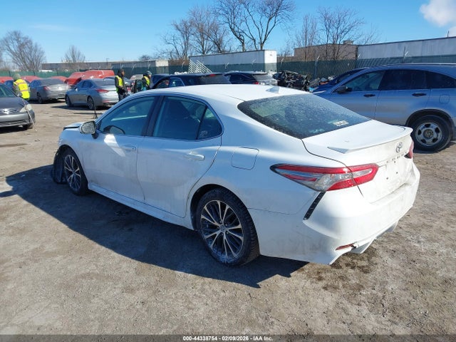 44338754 :رقم المزاد ، 4T1B11HK9KU792805 vin ، 2019 Toyota Camry Se مزاد بيع