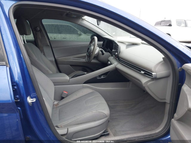 5NPLM4AG9MH035469 Hyundai ELANTRA SEL
