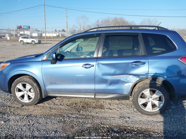 Subaru Forester 2.5i Premium 2015 JF2SJADC3FH510824 Image 14