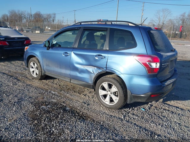 Subaru Forester 2.5i Premium 2015 JF2SJADC3FH510824 Image 3