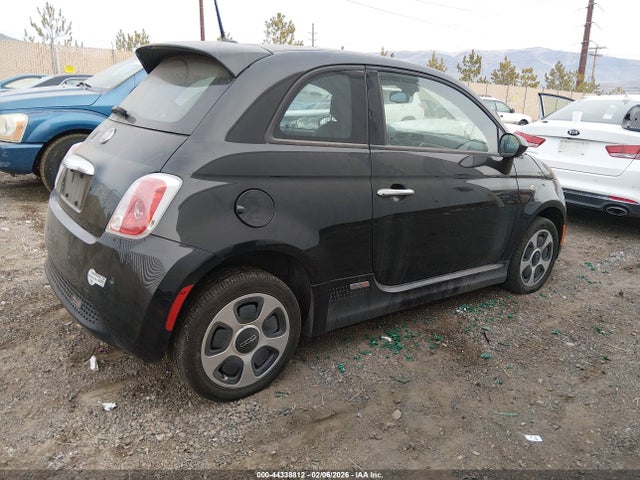2013 FIAT 500E 3C3CFFGE4DT714145 Photo 3