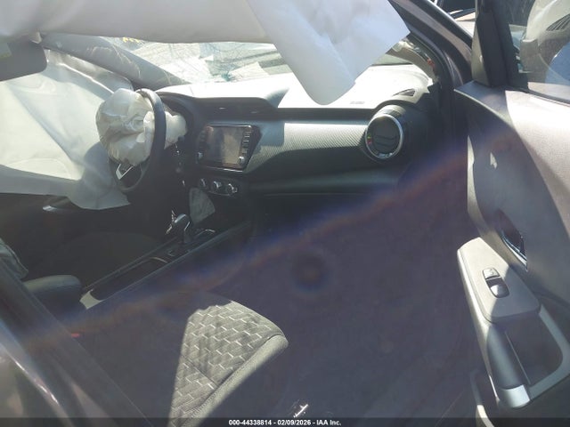 2024 NISSAN KICKS 3N1CP5CV4RL536997 Photo 4