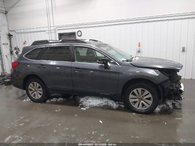 4S4BSAFC9J3358283 Subaru Outback 2.5i Premium