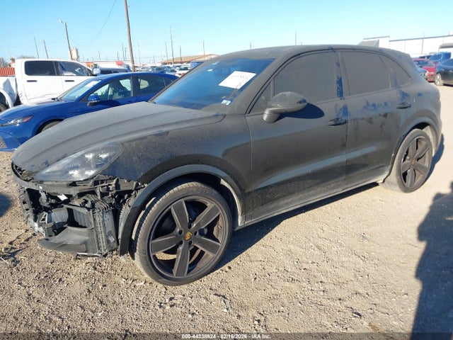 2019 PORSCHE CAYENNE WP1AA2AY2KDA17460 Photo 1