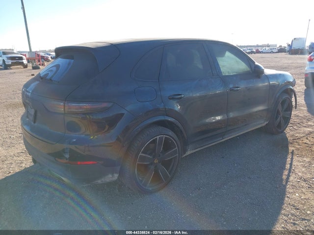 2019 PORSCHE CAYENNE WP1AA2AY2KDA17460 Photo 3