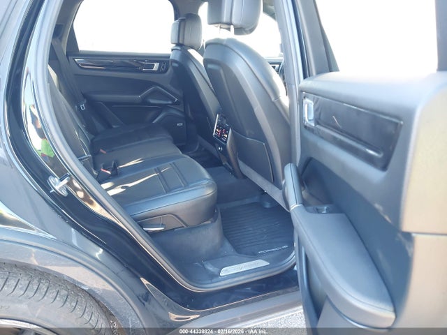 2019 PORSCHE CAYENNE WP1AA2AY2KDA17460 Photo 7