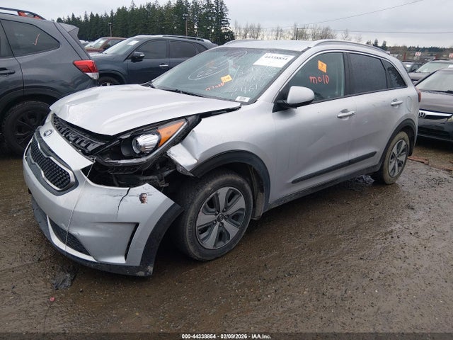 KIA NIRO LX 2018 KNDCB3LC8J5158461 Image 2