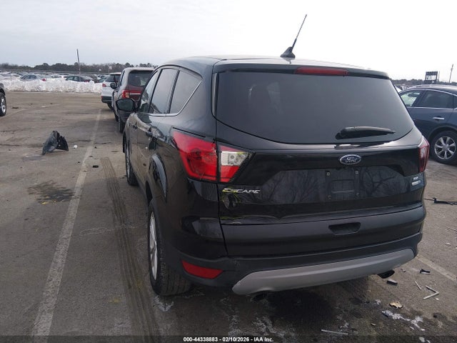 2019 FORD ESCAPE 1FMCU9GD1KUA85033 Photo 2