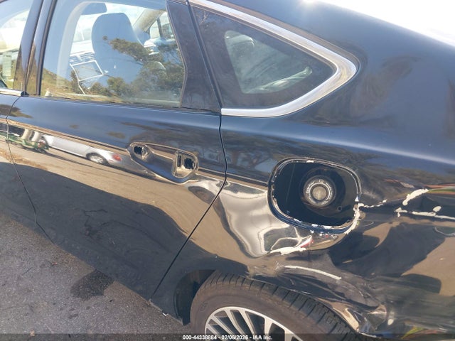 Ford Fusion Energi Titanium 2017 3FA6P0SU6HR380002 Image 17