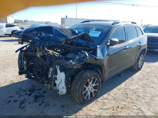 Продажа на аукционе авто 2016 Jeep Cherokee Sport, vin: 1C4PJMAB3GW286632, номер лота: 44338892