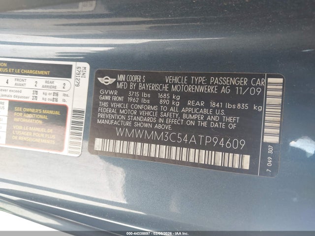 2010 MINI COOPER S CLUBMAN WMWMM3C54ATP94609 Photo 8