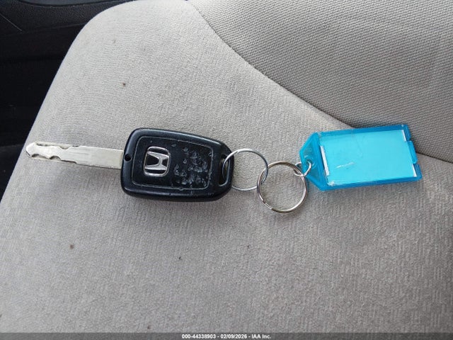 44338903 :رقم المزاد ، 5J6RM4H32FL047128 vin ، 2015 Honda Cr-v Lx مزاد بيع