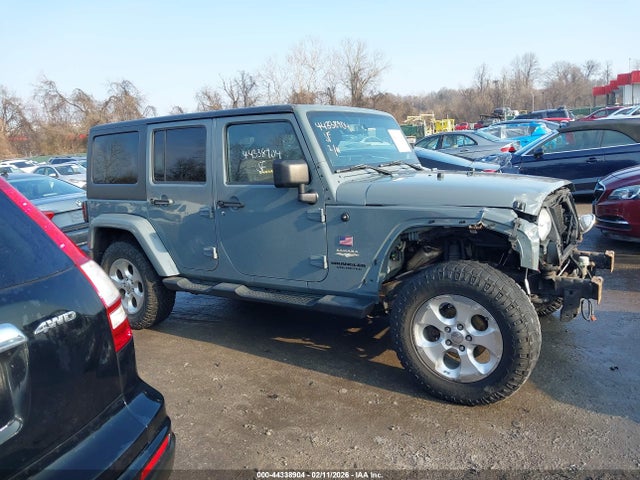 44338904 :رقم المزاد ، 1C4BJWEG0EL104797 vin ، 2014 Jeep Wrangler Unlimited Sahara مزاد بيع