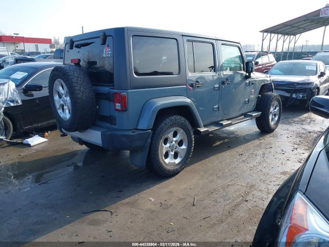 44338904 :رقم المزاد ، 1C4BJWEG0EL104797 vin ، 2014 Jeep Wrangler Unlimited Sahara مزاد بيع