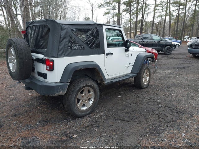 2017 JEEP WRANGLER 1C4AJWAG2HL735718 Photo 3
