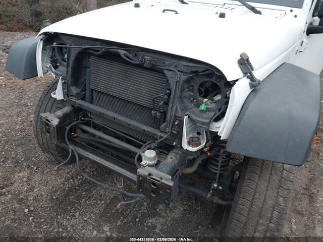 2017 JEEP WRANGLER 1C4AJWAG2HL735718 Photo 5