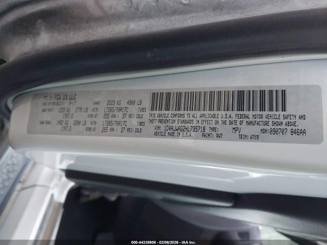 2017 JEEP WRANGLER 1C4AJWAG2HL735718 Photo 8