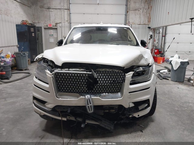 5LMJJ2JT5KEL19513 Lincoln Navigator Select