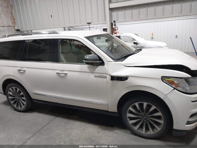 5LMJJ2JT5KEL19513 Lincoln Navigator Select