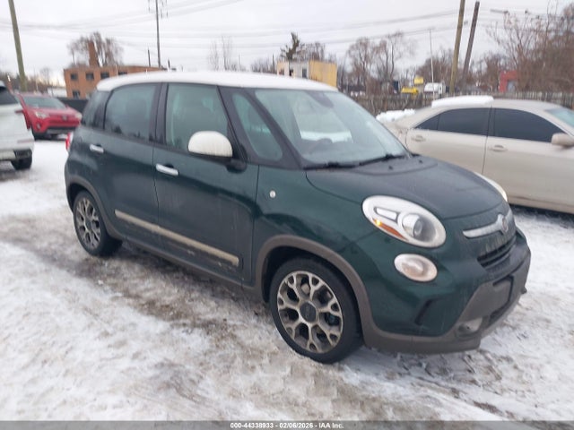 2016 FIAT 500L ZFBCFADH6GZ038083
