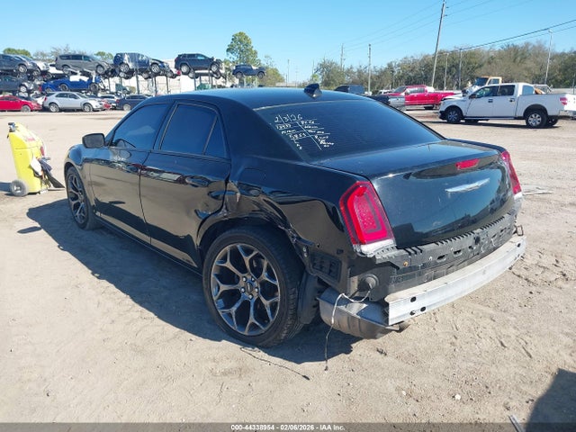 2016 CHRYSLER 300 2C3CCABGXGH175855 Photo 2