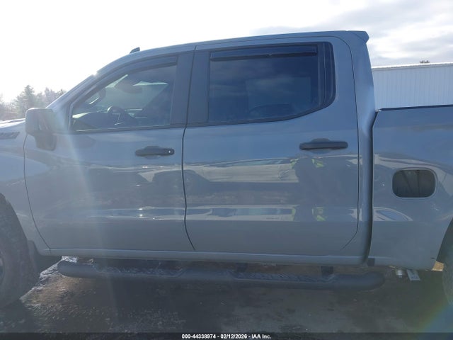 3GCUKCED6SG146944 Chevrolet Silverado 1500 4wd Short Bed Custom Trail Boss