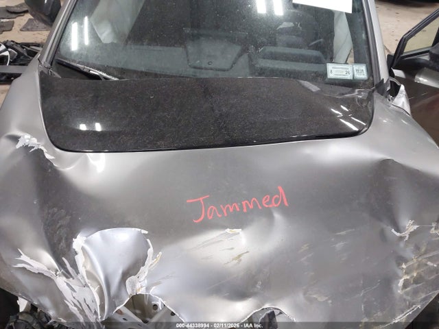 2024 TOYOTA BZ4X JTMABACA9RA073643 Photo 9