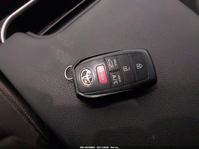 2024 TOYOTA BZ4X JTMABACA9RA073643 Photo 10