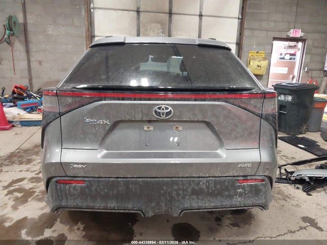 Toyota BZ4X XLE 2024 JTMABACA9RA073643 Image 17