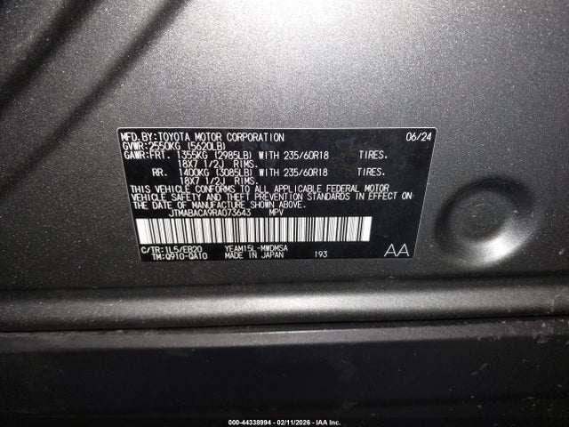 2024 TOYOTA BZ4X JTMABACA9RA073643 Photo 8