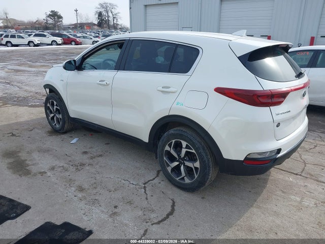 2021 KIA SPORTAGE KNDPMCAC4M7918960 Photo 2