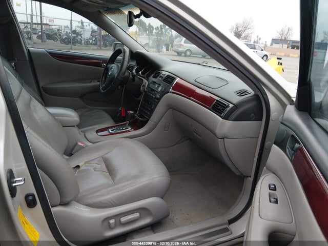 Aukcja sprzedaży 2002 Lexus Es 300, vin: JTHBF30G320042394, numer aukcji: 44339015