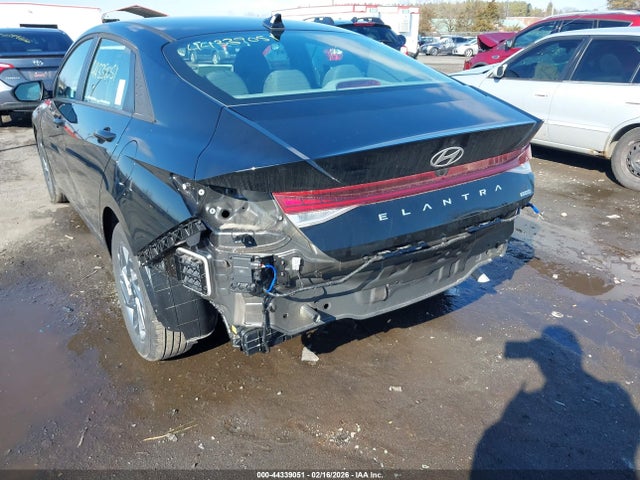 2025 Hyundai Elantra Hybrid Blue მანქანა იყიდება აუქციონზე, vin: KMHLM4DJXSU155139, აუქციონის ნომერი: 44339051