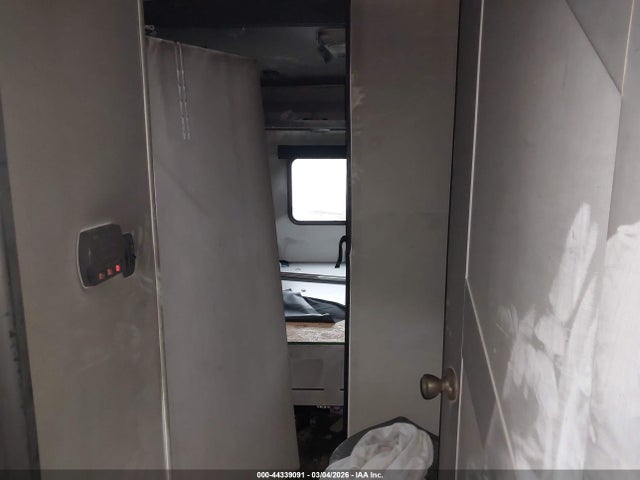 5SFNB342XRE531216 Heartland 29flr