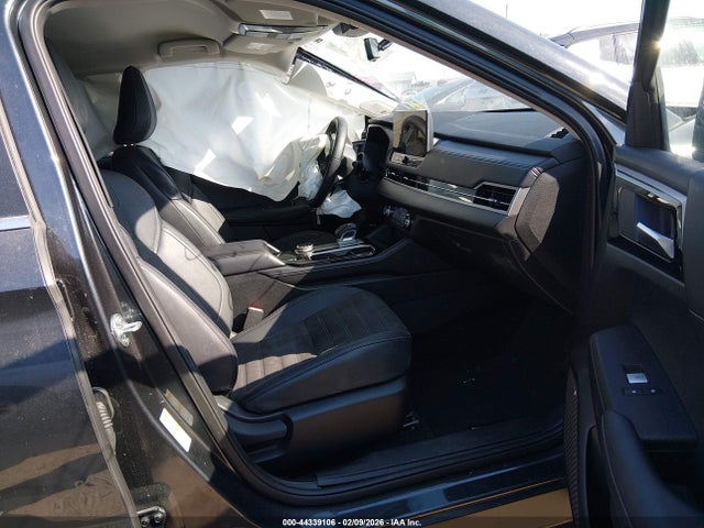 2025 MITSUBISHI OUTLANDER JA4J3VA80SZ021405 Photo 4