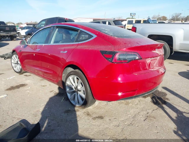 Продажа на аукционе авто 2018 Tesla Model 3 Long Range/mid Range, vin: 5YJ3E1EA6JF037689, номер лота: 44339112