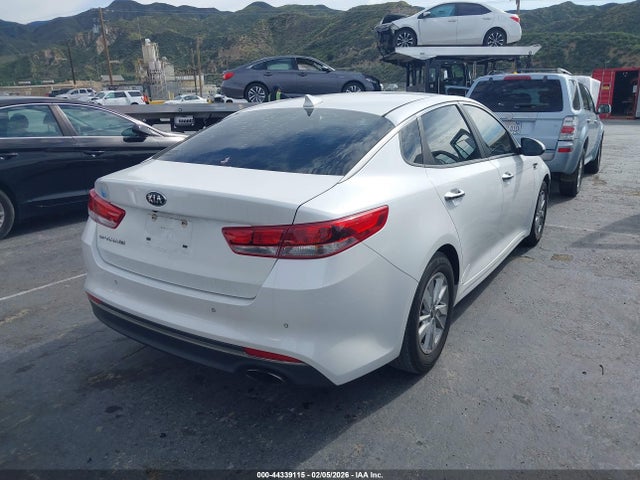 KNAGT4L36J5198488 KIA Optima Lx