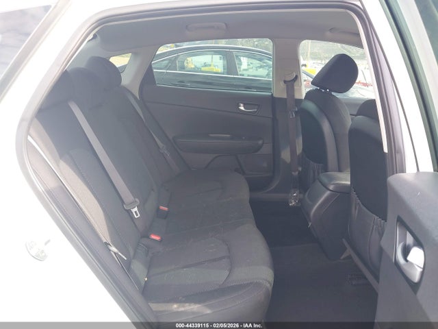 KNAGT4L36J5198488 KIA Optima Lx