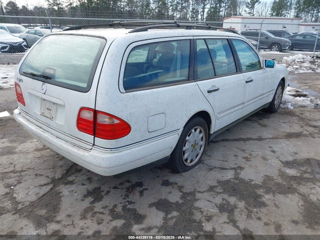 1999 MERCEDES-BENZ E 320 WDBJH65F9XA896976 Photo 3