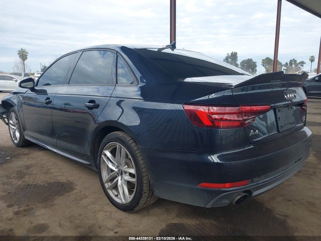 WAUKMAF40HN043732 Audi A4 2.0t Season Of Audi Ultra Premium