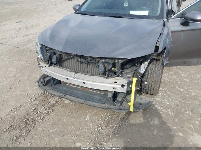 4T1B11HK4JU118818 Toyota CAMRY SE
