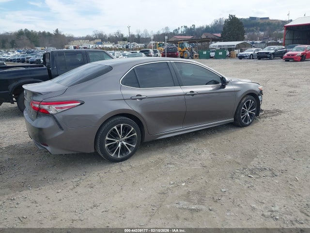 4T1B11HK4JU118818 Toyota CAMRY SE