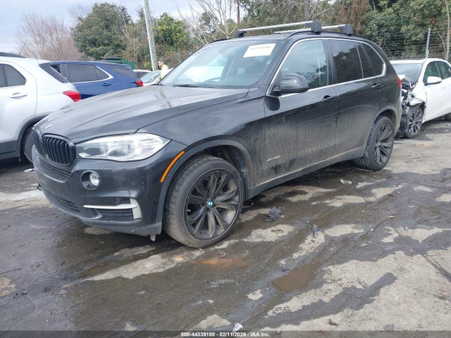 44339180 :رقم المزاد ، 5UXKR0C51F0P00977 vin ، 2015 Bmw X5 Xdrive35i مزاد بيع