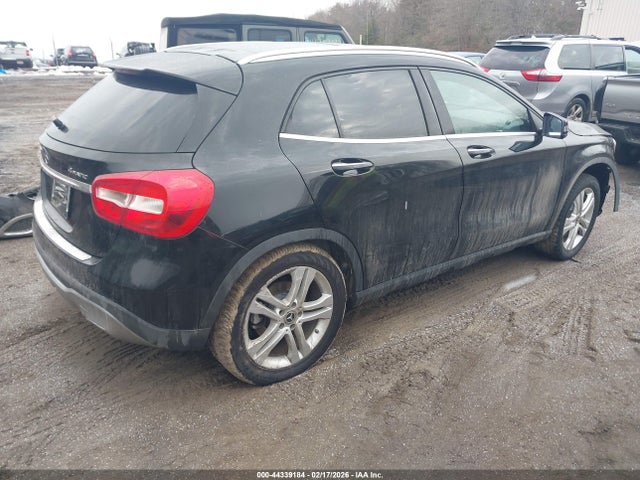 2019 MERCEDES-BENZ GLA 250 WDCTG4GB8KJ550173 Photo 3