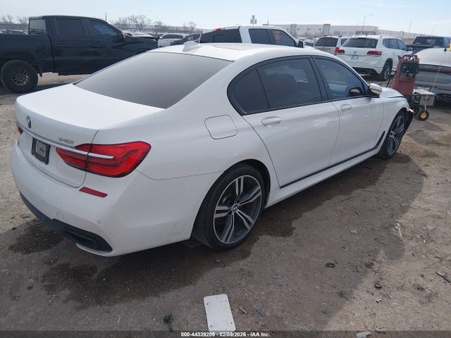 2019 BMW 740I WBA7E2C59KB454433 Photo 3